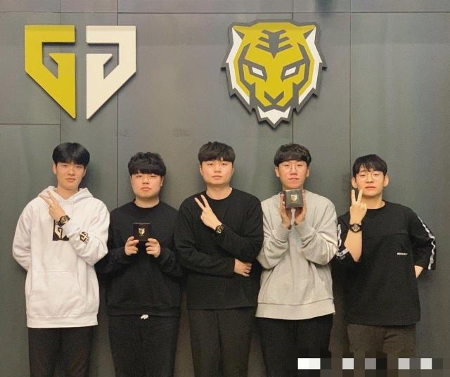 一大亮点 一大亮点