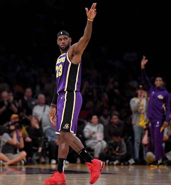 出手与二次 出手与二次