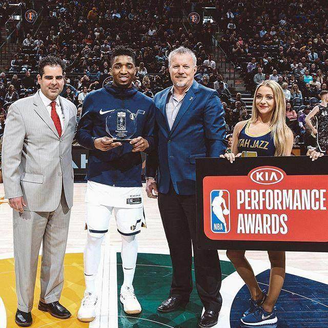 先以烟封默 先以烟封默